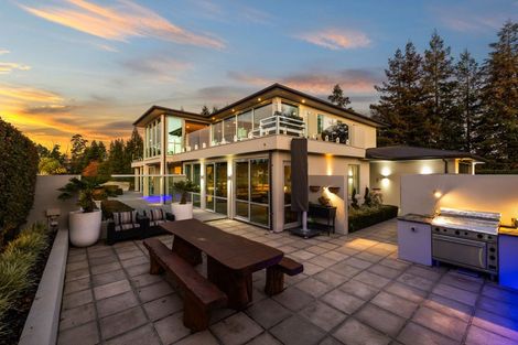 Photo of property in 37 Oakgrove Drive, Rangiora, 7400