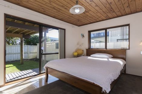 Photo of property in 46 Corinna Street, Welcome Bay, Tauranga, 3112