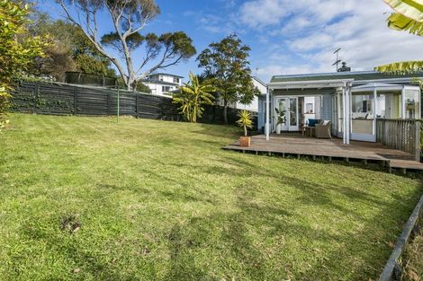 Photo of property in 23 Lanigan Street, Birkdale, Auckland, 0626