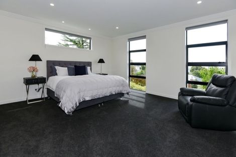 Photo of property in 161 Hackthorne Road, Cashmere, Christchurch, 8022