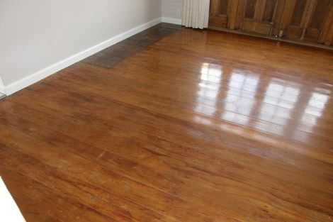 Photo of property in 24 Imperial Terrace, Melrose, Wellington, 6022