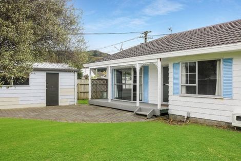 Photo of property in 36a Sladden Street, Naenae, Lower Hutt, 5011