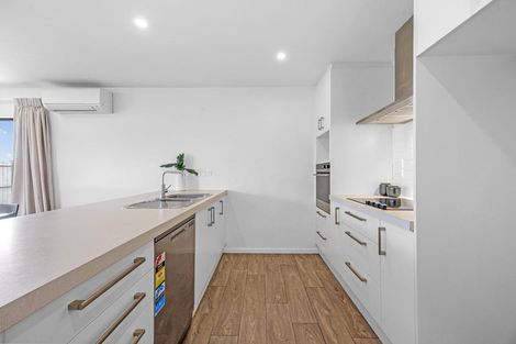 Photo of property in 1 Robalan Close, Halswell, Christchurch, 8025