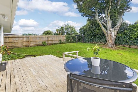 Photo of property in 13 Orchard Rise, Rosehill, Papakura, 2113