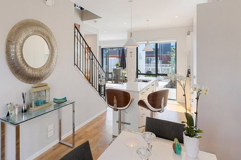 Photo of property in 27 Tahuhu Road, Mount Wellington, Auckland, 1062