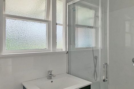 Photo of property in 16 Victory Place, Aramoho, Whanganui, 4500