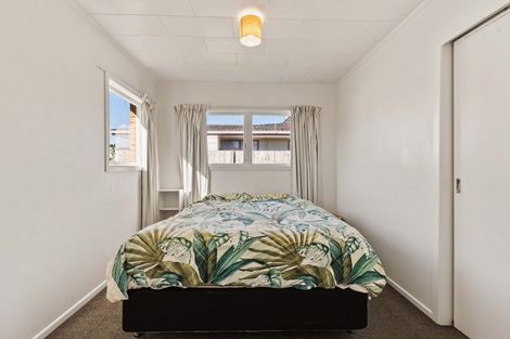 Photo of property in 5 Tudor Place, Mount Maunganui, 3116