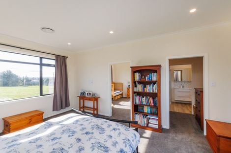 Photo of property in 33 Mount Biggs Road, Halcombe, Feilding, 4779