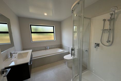 Photo of property in 95a Rattray Street, Riccarton, Christchurch, 8041