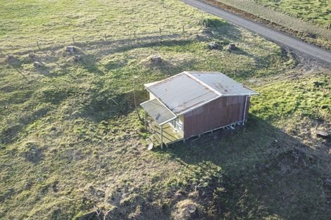 Photo of property in 210 Rehutai Road, Baylys Beach, Dargaville, 0377