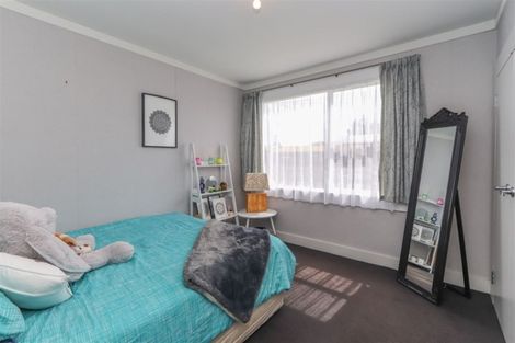 Photo of property in 1 Brookes Street, Inglewood, 4330