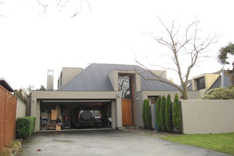 Photo of property in 105 Holly Road, St Albans, Christchurch, 8014