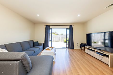 Photo of property in 5v Dryden Place, Mount Wellington, Auckland, 1051