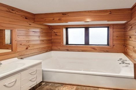 Photo of property in 15 Seddon Street, Dannevirke, 4930