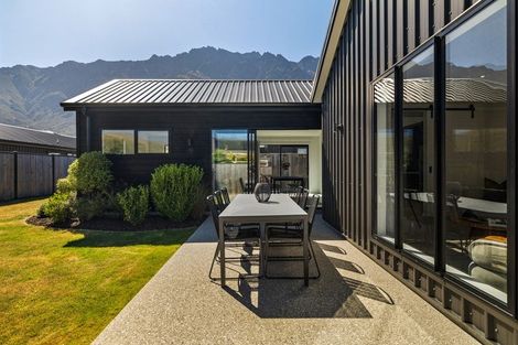 Photo of property in 52 Jack Hanley Drive, Jacks Point, Queenstown, 9371