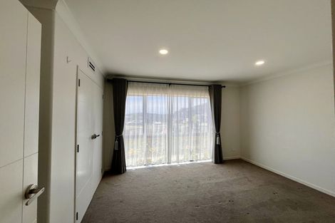 Photo of property in 37 Elevation Street, Flat Bush, Auckland, 2019
