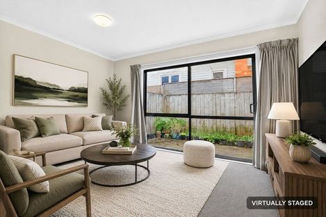 Photo of property in 2/25 Albert Street, Hamilton East, Hamilton, 3216