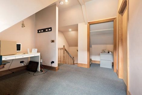 Photo of property in 8 Aspen Grove, Fernhill, Queenstown, 9300