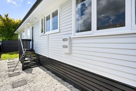 Photo of property in 142 Tuhikaramea Road, Dinsdale, Hamilton, 3204