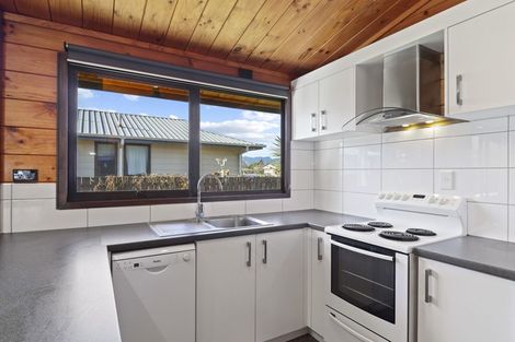 Photo of property in 5 Mackay Crescent, Waihou, Te Aroha, 3393