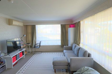 Photo of property in 16 Opie Street, Waimate, 7924