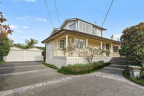 Photo of property in 13 Cameron Street, Takapuna, Auckland, 0622