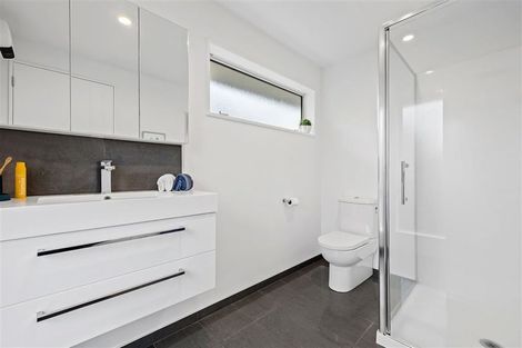 Photo of property in 128 Mays Road, St Albans, Christchurch, 8052