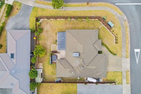 Photo of property in 2 Eagle Street, Welcome Bay, Tauranga, 3112