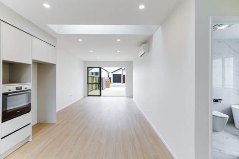 Photo of property in 9 Paretao Street, Massey, Auckland, 0614