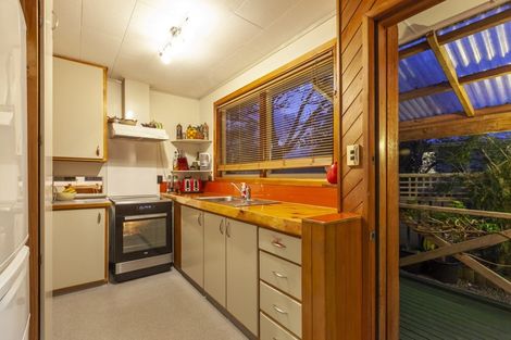 Photo of property in 216 Main Road South, Raumati South, Paraparaumu, 5032