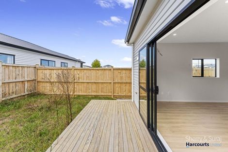 Photo of property in 39a Hari Road, Karaka, 2113