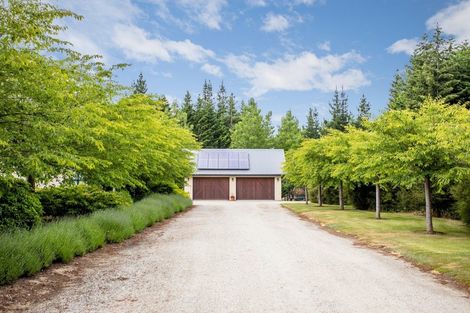 Photo of property in 33 Old Racecourse Road, Albert Town, Wanaka, 9305