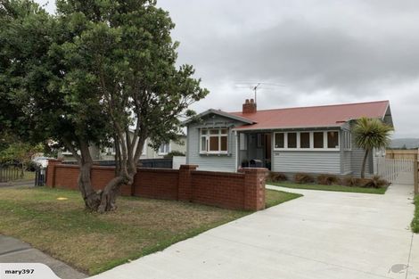 Photo of property in 93 Riverside Drive, Waiwhetu, Lower Hutt, 5010