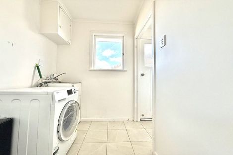 Photo of property in 38 Lyttelton Avenue, Forrest Hill, Auckland, 0620