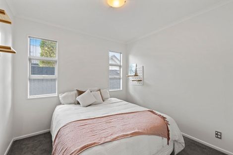 Photo of property in 17 Bottle Lake Drive, Parklands, Christchurch, 8083
