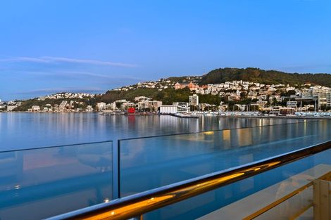 Photo of property in Clyde Quay Wharf, 1a/7 Clyde Quay Wharf, Te Aro, Wellington, 6011