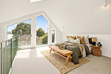 Photo of property in 2a Seaforth Avenue, Mangere Bridge, Auckland, 2022