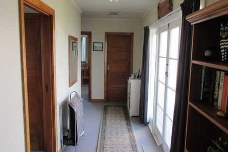 Photo of property in 1 Cameron Street, Waimate, 7924