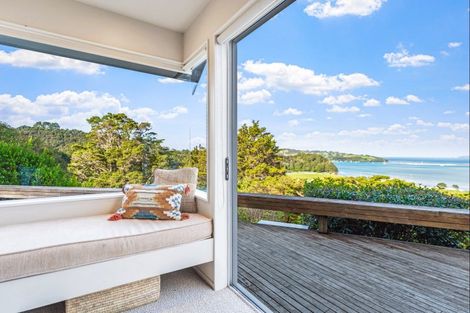 Photo of property in 596 Leigh Road, Whangateau, Warkworth, 0985