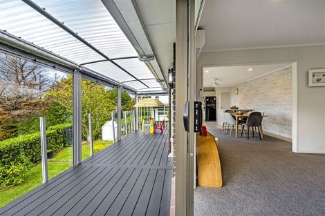 Photo of property in 2/160 Stapleford Crescent, Browns Bay, Auckland, 0630