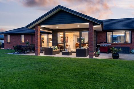 Photo of property in 43 Seachange Drive, Leamington, Cambridge, 3432