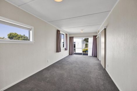 Photo of property in 133 Broadway, Waitara, 4320