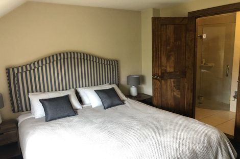 Photo of property in Riverside Cottages, 2/7 Quiet Woman Way, Monaco, Nelson, 7011