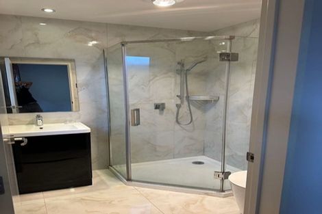 Photo of property in 56a Hutchinson Avenue, New Lynn, Auckland, 0600