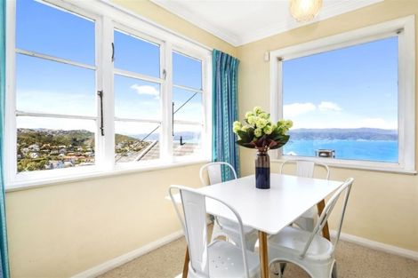 Photo of property in 94 Nicholson Road, Khandallah, Wellington, 6035