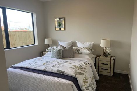 Photo of property in 12 Korowhiti Road, Clarks Beach, 2122