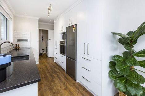 Photo of property in 46 Holdsworth Avenue, Trentham, Upper Hutt, 5018