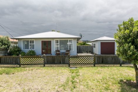 Photo of property in 107 Ferguson Street, Bay View, Napier, 4104