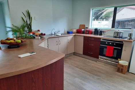 Photo of property in 190 Maunsell Road, Port Waikato, Tuakau, 2695