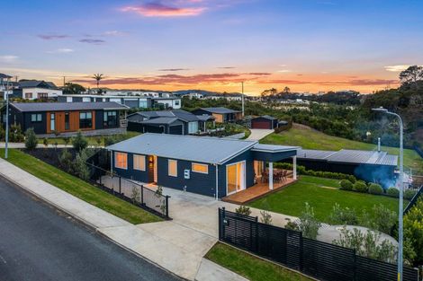 Photo of property in 39 Jordan Street, Mangawhai Heads, Mangawhai, 0505